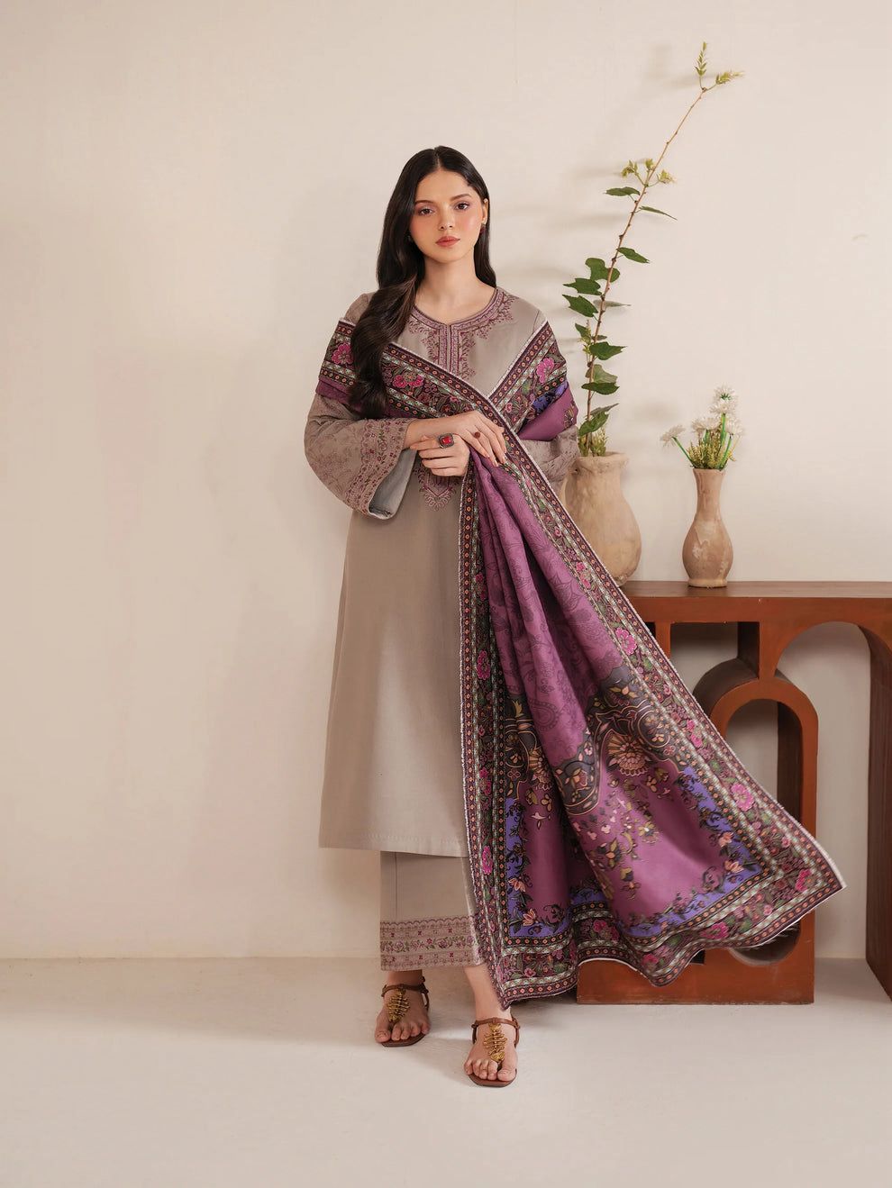 Sapphire SP-34 Embroidered Lawn 3pc