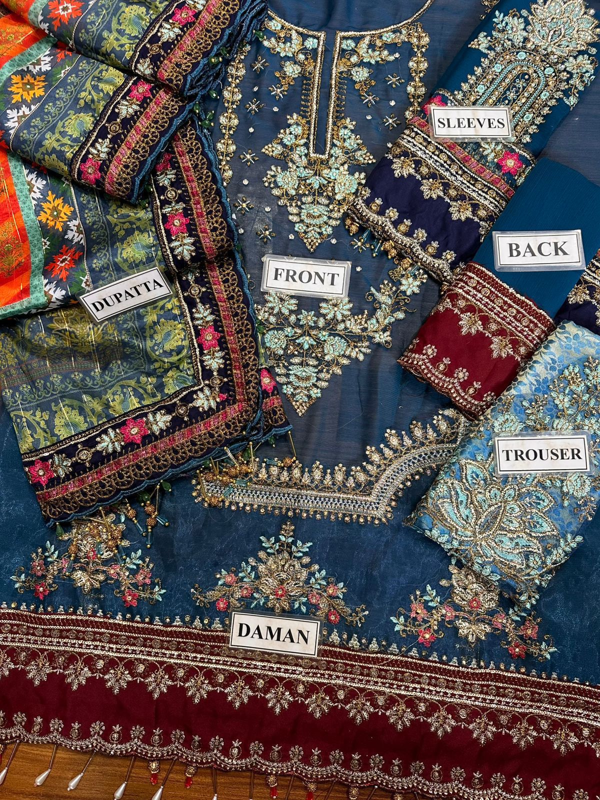 Maria.B Embroidered MIDNIGHT BLUE / Maroon Pure Lawn 3 pc - 08237